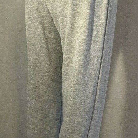 Fashion Nova Size Medium Two Piece Set Grey Lounge - Picture 4 of 5